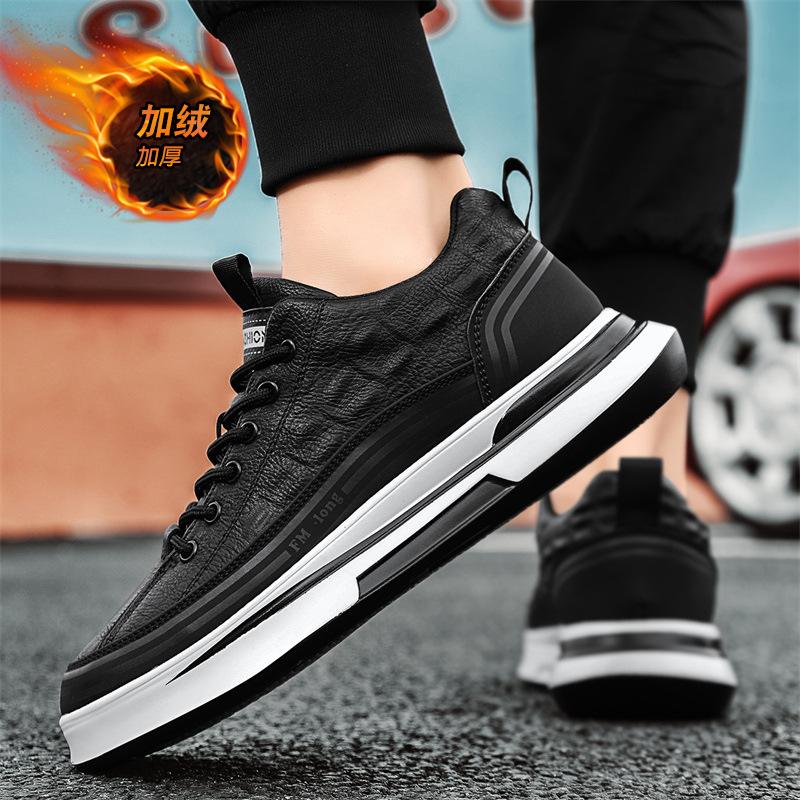 Men's Shoes Winter New Trend Leather Soft Sole Platform Running Shoes Men's Comfortable Fleece Thicker Casual Shoes