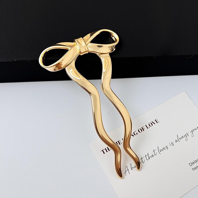 Barrette nœud tendance 2024: Accessoire pour cheveux pour femmes de style simple