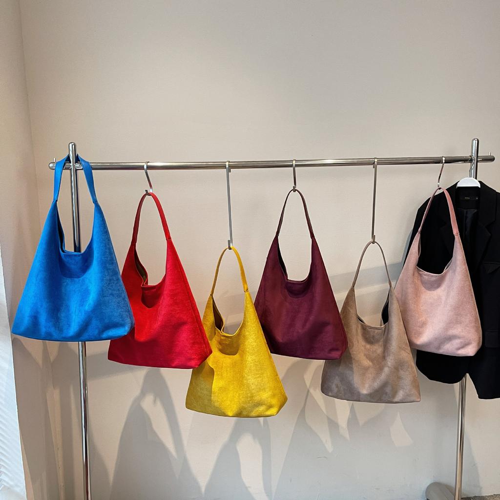 Retro Soft-faced Suede Bread Bag Women's 2025 New Spring Popular Large-capacity Shoulder Bag Fashion Bucket Bag