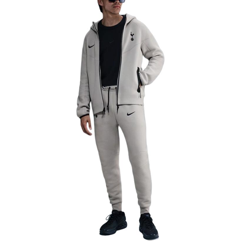 Nike Tottenham Hotspur Tech Windrunner Men s Nike Soccer Fleece Full-Zip Hoodie HJ6434-014 M