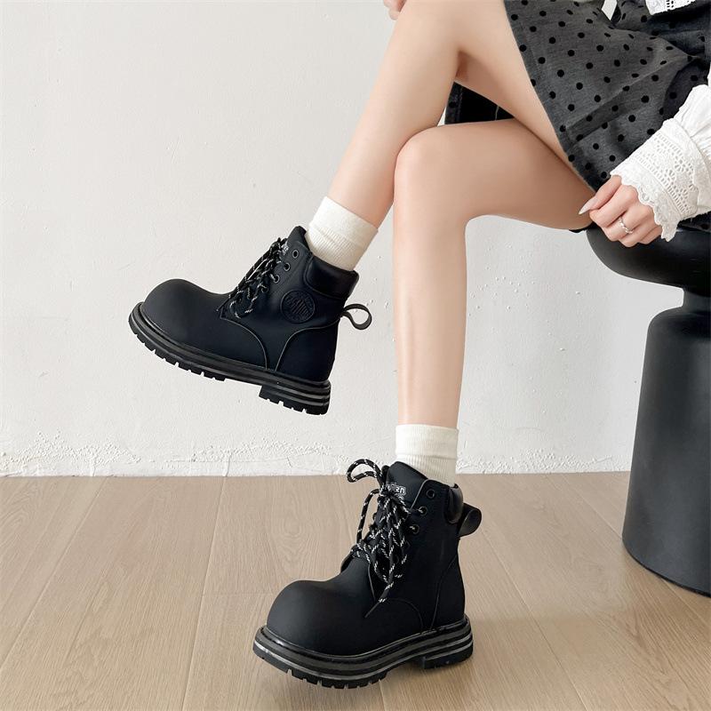 Queen Fan retro British style platform Martin boots women's 2025 new summer with skirt rhubarb short boots