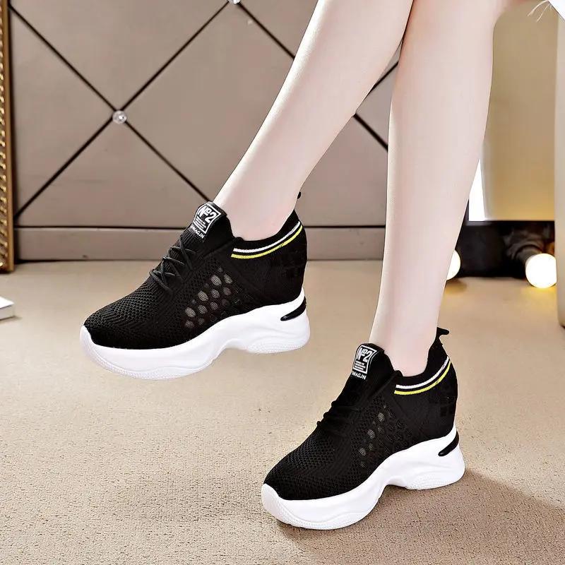 Fashion Women Shoes 2024 Casual Breathable Hollow Out Platform Sneakers Comfortable High Heels New Fashion White Sport Shoes Hot Selling