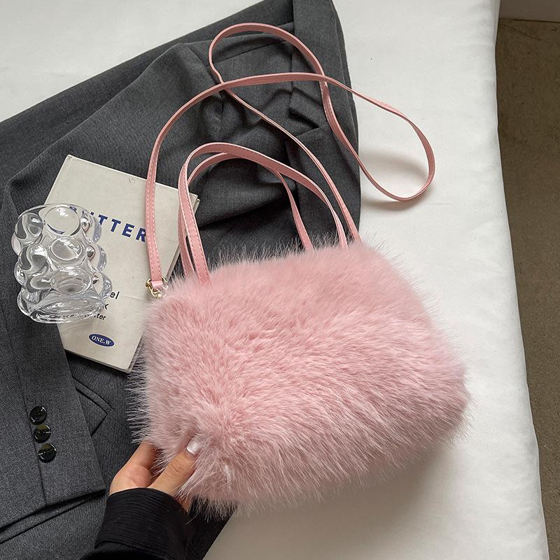 

Плюшевая сумка напрямую от производителя, модная универсальная сумка-мессенджер на осень и зиму 2025 года, нишевая универсальная плечевая сумка-тоут для женщин розовый