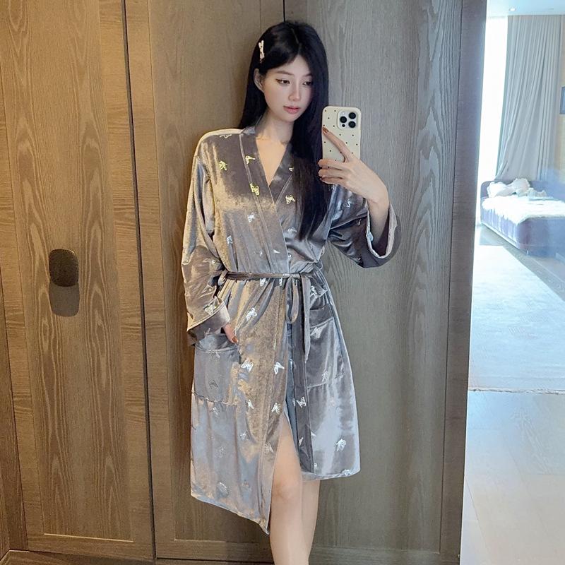Women's Gold Velvet Long Sleeve Nightgown with Butterfly Print - Hotel Style Bathrobe for Autumn and Winter