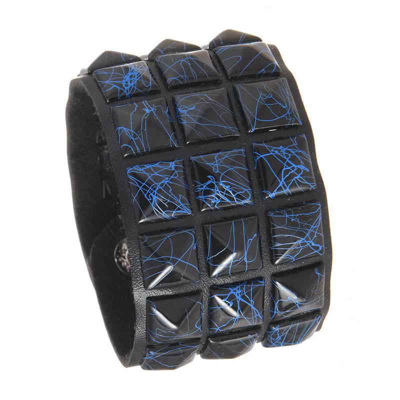 

Metal Wristband Gothic Hand Punk Rivet Bracelets Cuff Wrap PU Leather Spikes Square Stud Bracelet Bangle for Women Men 22cm