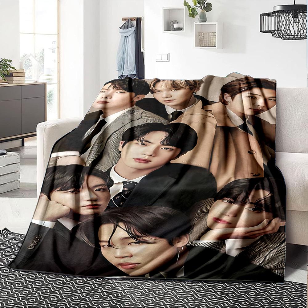 1pc Kpop Group Portrait flannel Blanket for Super Soft Cute Comfort Blanket for Travel Bedding Couch Sofa Blanket Y72327
