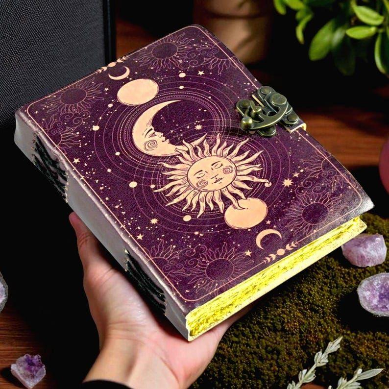 

Sun & Moon Leather Journal: Vintage Spell Book of Shadows Grimoire 7 x 5 in