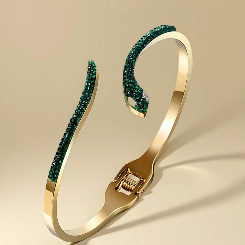 New Snake-shaped Women's High-end Luxury Fashion Bracelet