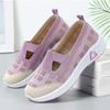 Summer breathable and comfortable single shoes, old Beijing cloth shoes, one step on mother's shoes