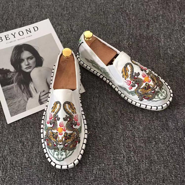 

Модные старые пекинские тканевые туфли, вышивка, цветок, социальный парень, мужские мокасины-гоммино, студенческая повседневная обувь, модный национальный китайский стиль 40