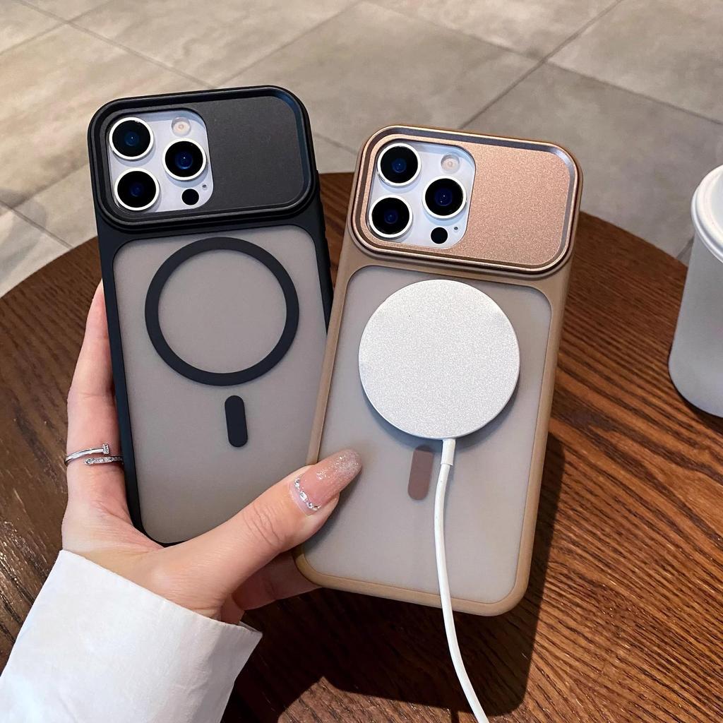 A magnetic, frosted skin-feel case compatible with both iPhone 17 Pro Max and iPhone 16.