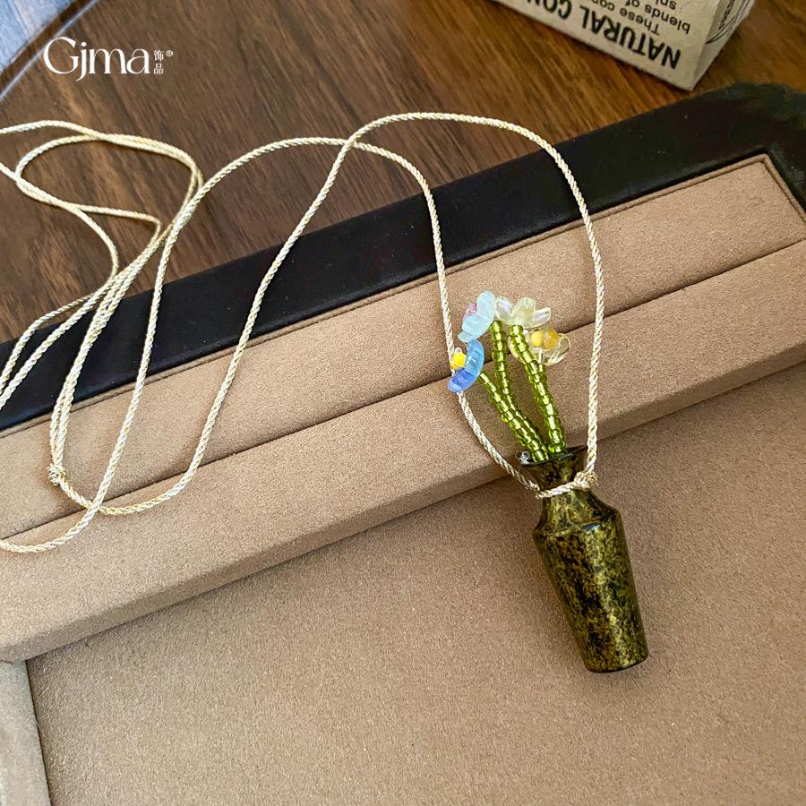 Vase rétro français pour pare-brise résine collier de fleurs accessoires chaîne de pull personnalité pour femmes accessoires
