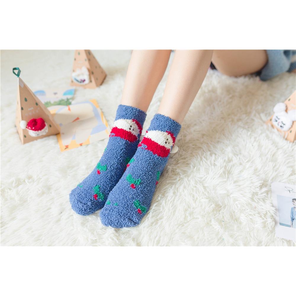 Fashionable Comfortable Warm Autumn Winter Plush Christmas Socks Fun Christmas Cartoon Prints Mid Tube Women's Socks
