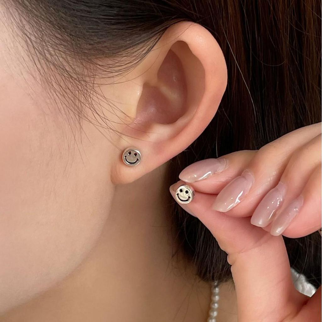 S925 Sterling Silver Smiley Face Stud Earrings - Cute, Exquisite, and Simple Design