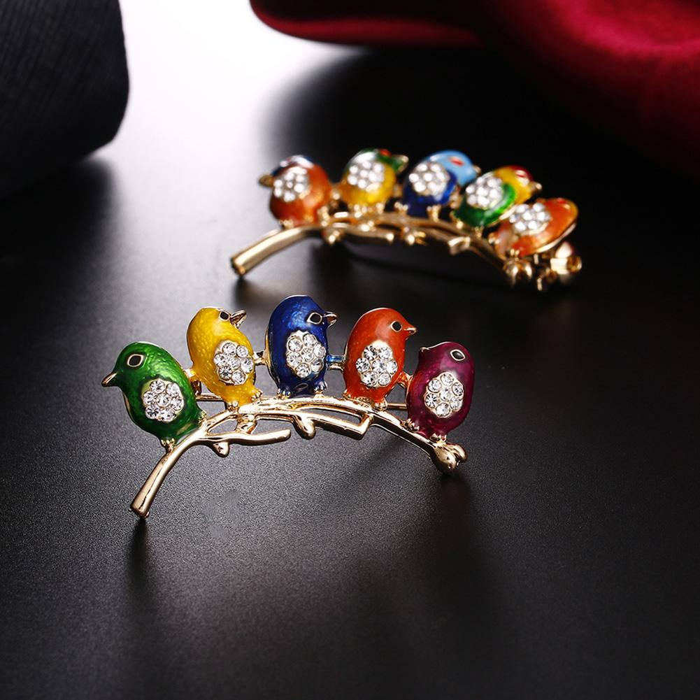 Women Delicate Diamond Colorful Cute Bird Brooch Perfect Wear Decoration