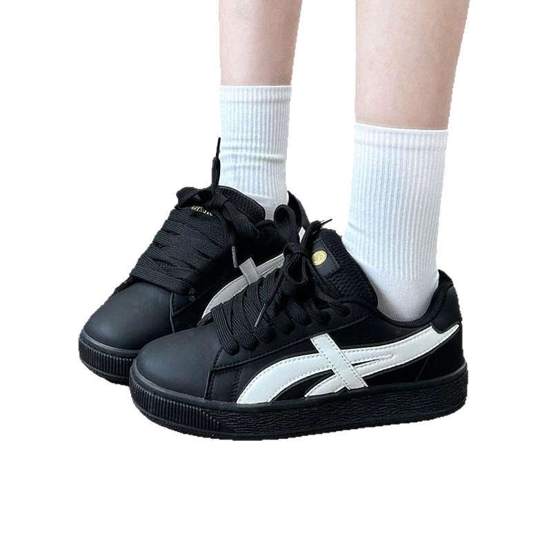 Hong Kong Style Retro Black Bread Shoes for Women Ins Spring New Student Versatile Sports and Leisure Board Shoes for Women