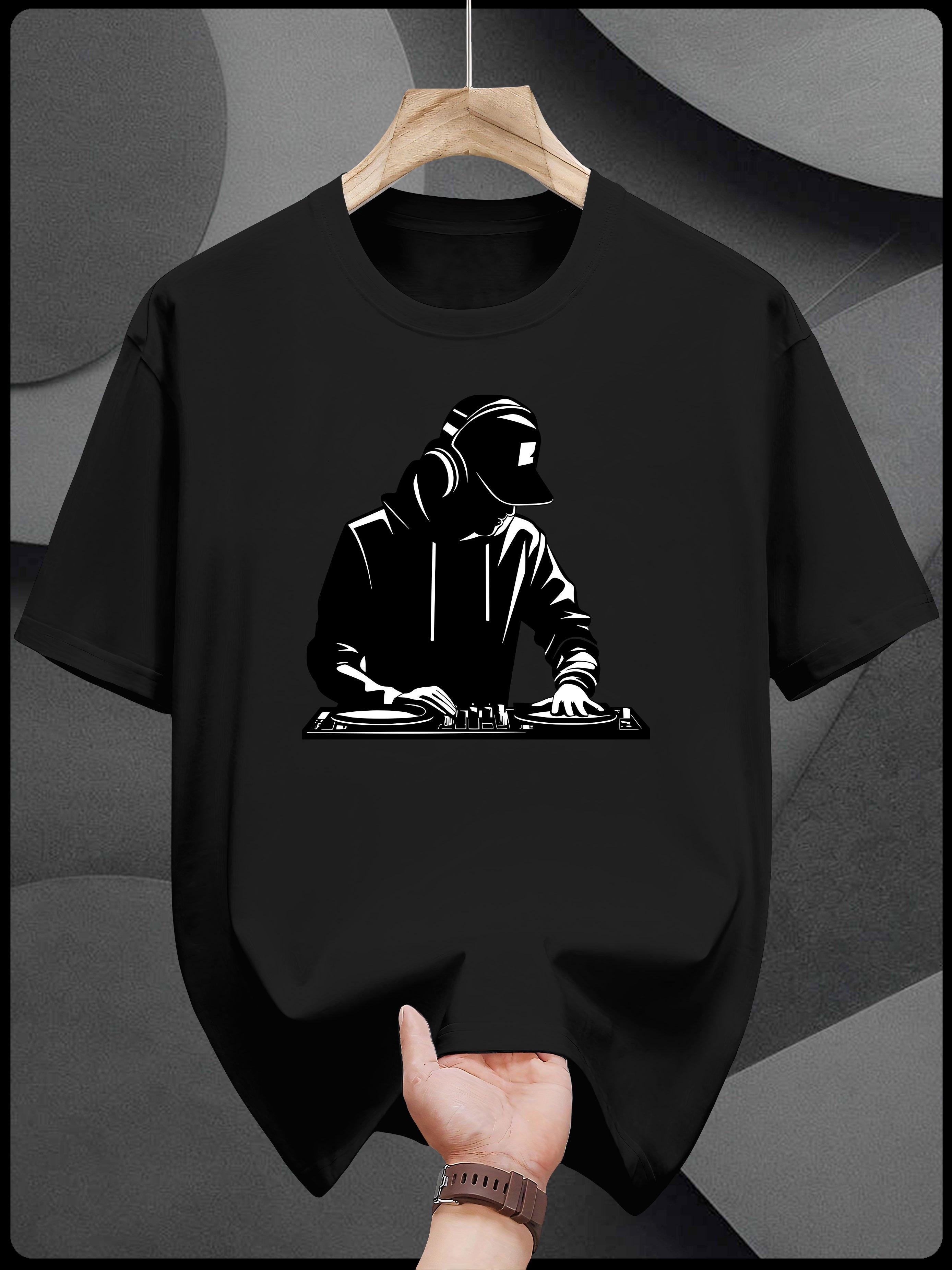 Graphic T-shirt - DJ Turntable Art Print Short Sleeve Tee S
