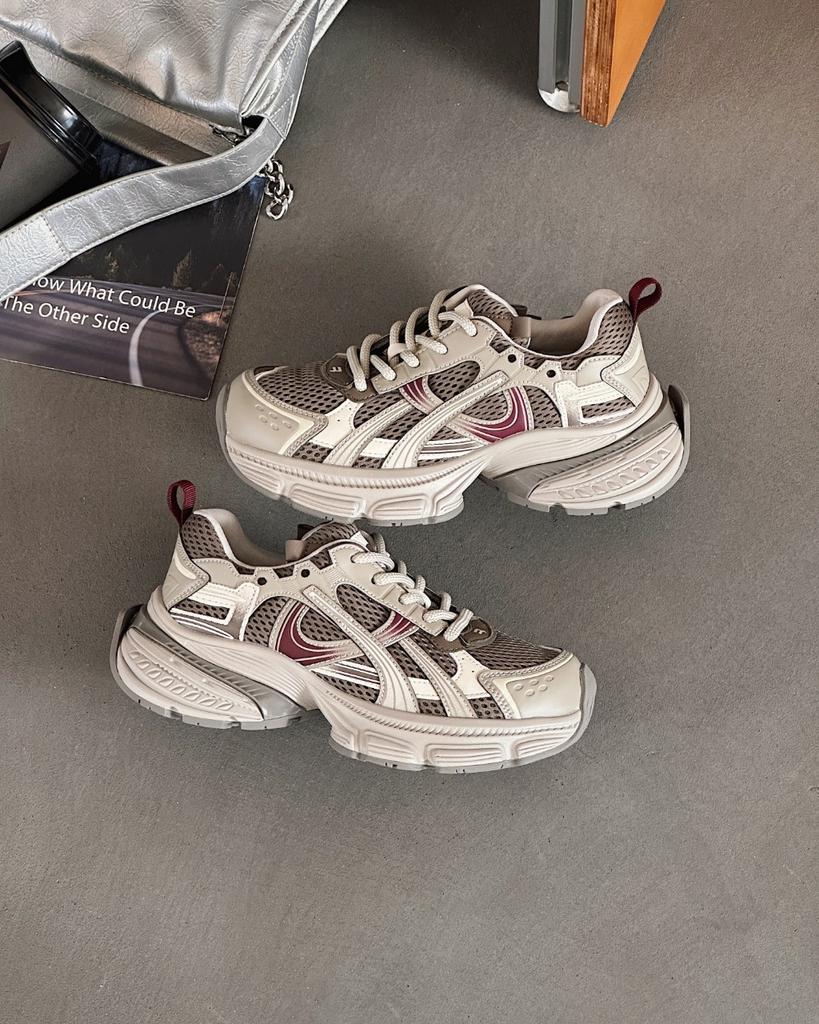 European thick-soled dad shoes for women 2025 autumn new leather mesh lightweight height increase casual sports shoes ins tide