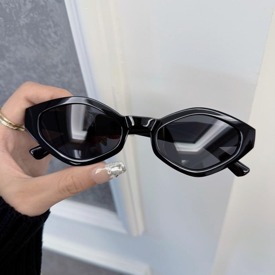 Trendy Sunglasses for Women and Men UV Protection Fashion Sun Glasses shoupai