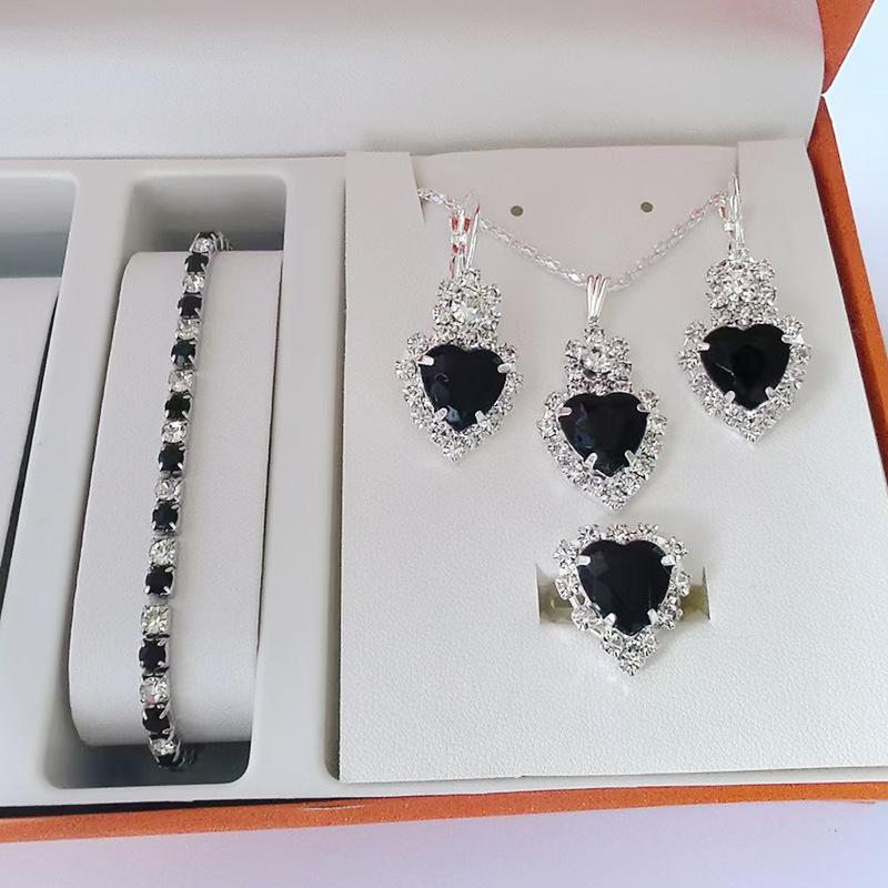 Kapka Vody Srdce Šperky Třídílný Náhrdelník Náušnice Prsten Diamantový Přívěsek Dámské Šperky