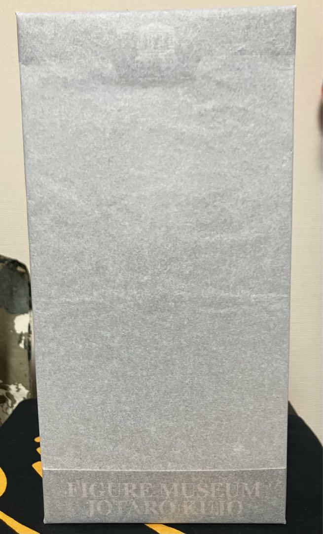 

[USED] Sentinel FIGURE MUSEUM Jotaro Kujo (with store-exclusive bonus)