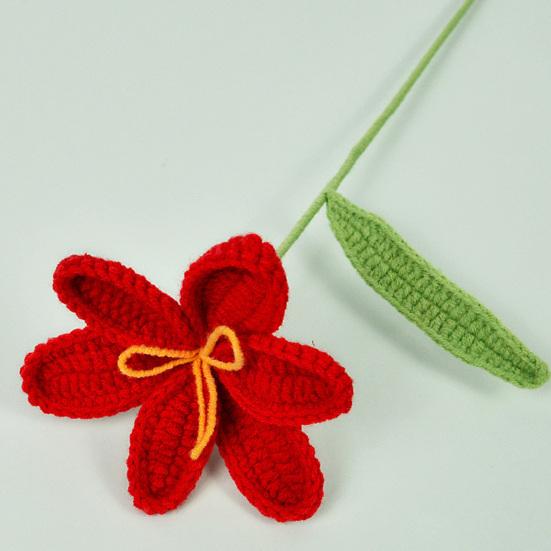 Gehäkelte Tulpe mit Stiel Blatt Handgefertigt Strickblume Ornament Garn Florale Dekoration Muttertag Geburtstag Weihnachtsgeschenk