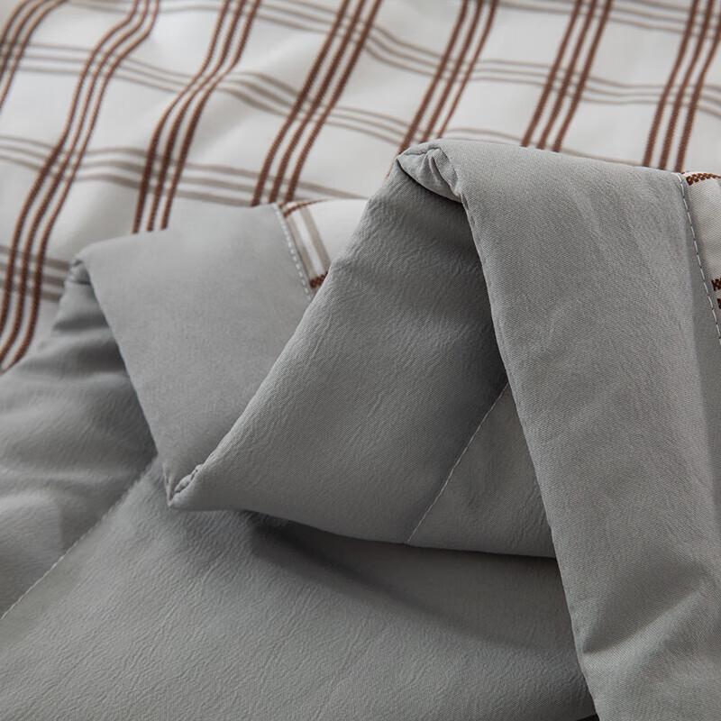 Muji Plaid Lightweight Polyester Quilt