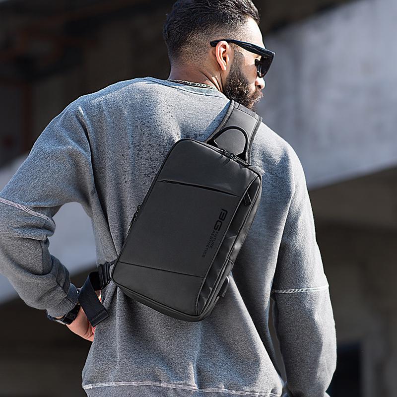 2019 Men's Tech USB Shoulder Bag: Versatile Fashion for Outdoor Sports & Business