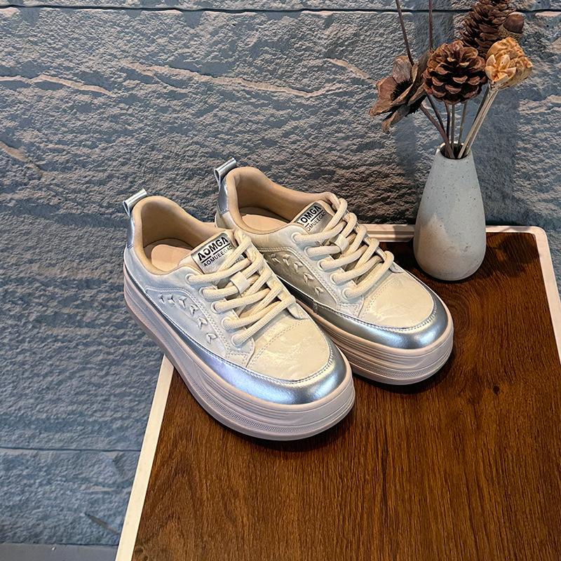Retro little white shoes spring new platform casual fashion muffin shoes comfortable women's shoes sports board shoes single shoes