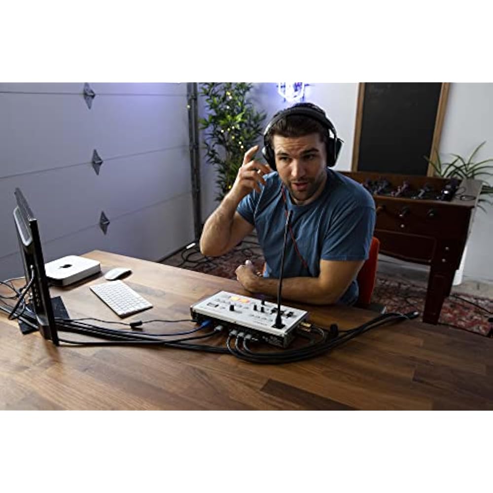 Roland Roland AV streaming mixer VR-1HD video switcher for live streaming game comments/seminars/...