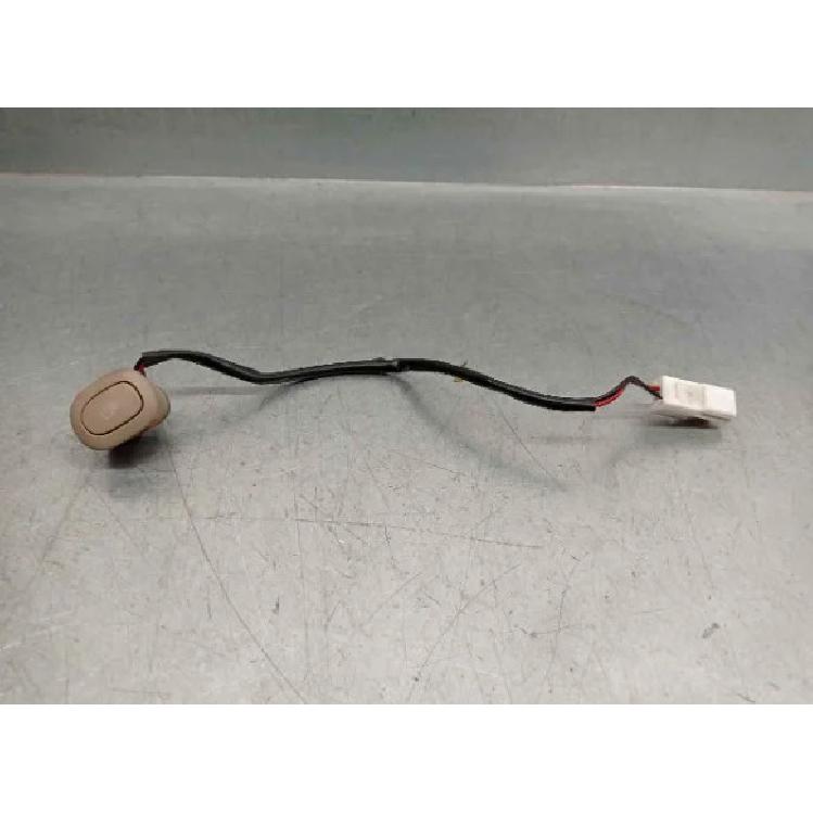 

Original Fuel Tank Cap Switch Button For Kia Carens 2006 2007 2008 2009 2010 2011 2012 2013 935901d000 935901d000wk High Quality
