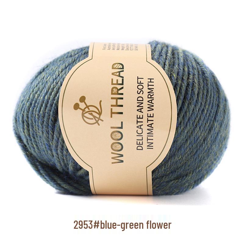 Medium-Thick Cashmere Wool Yarn for Hand-Knitted Baby and Child Scarves and Sweaters, with Knitting Needles.