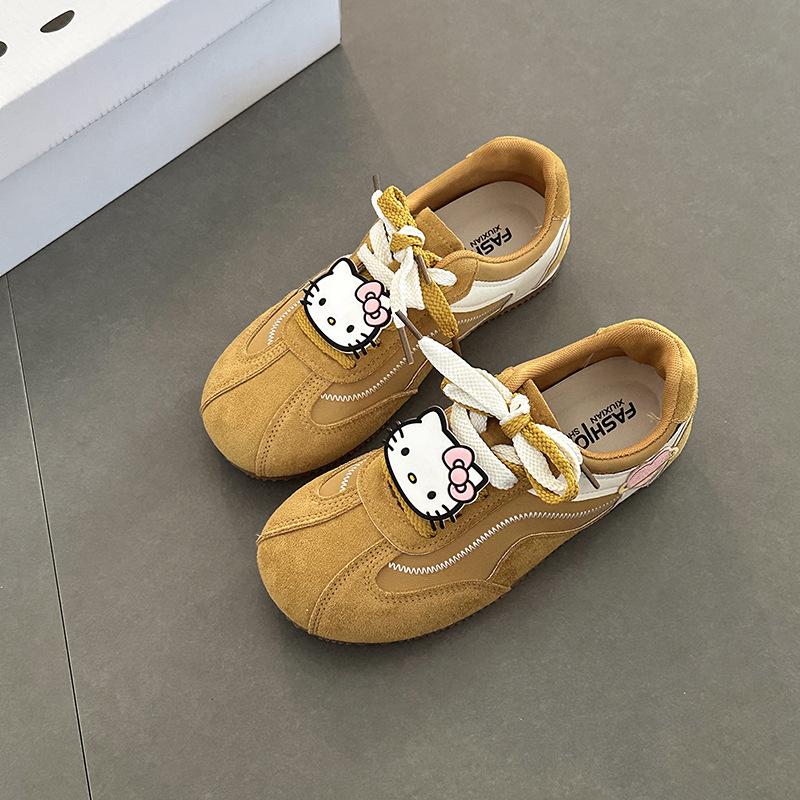 Cartoon cute Hello Kitty sports training shoes autumn and winter retro versatile simple commuter girls casual shoes single shoes