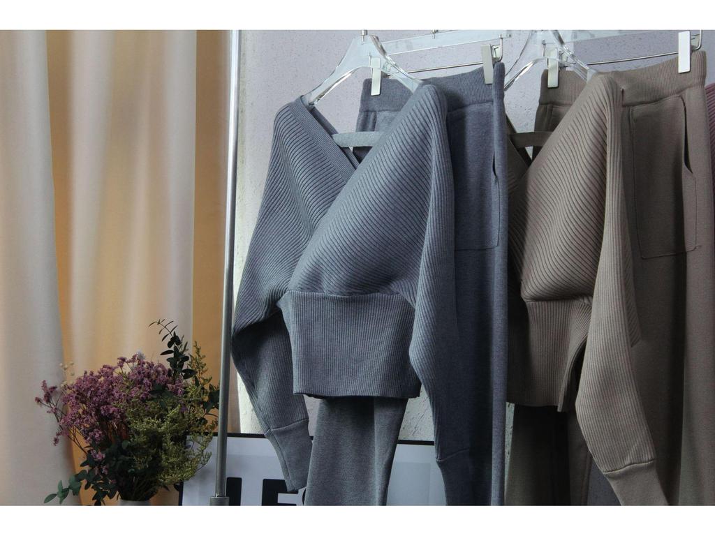 Elegant Off-Shoulder Batwing V-Neck Sweater Two-Piece Set for Women