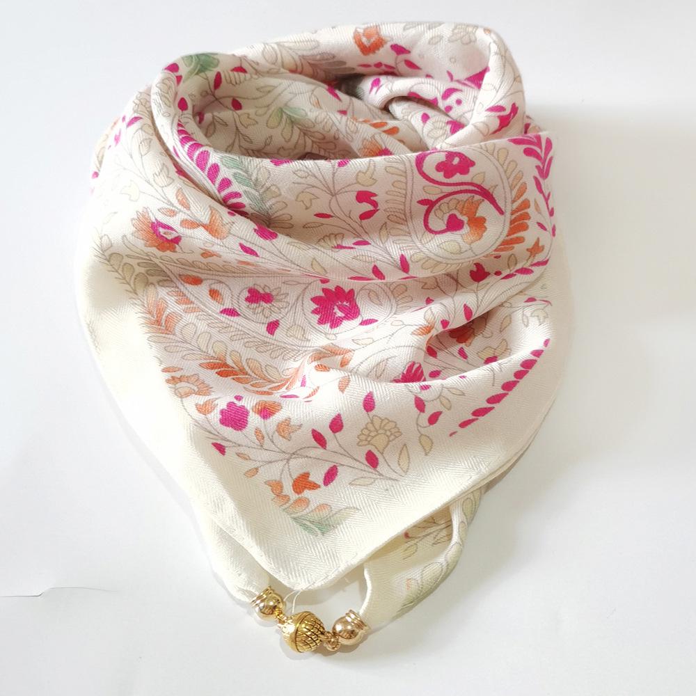 Magnetic Buckle Women's Cotton Neck Warmer: Versatile Autumn/Winter Scarf & Protector.