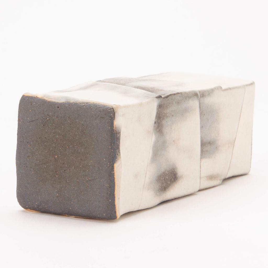 Marui Seito Shigaraki Ware Hechimon Vase Flower Base Single Flower Vase White Black Gradually Shaved Pottery MR-M167