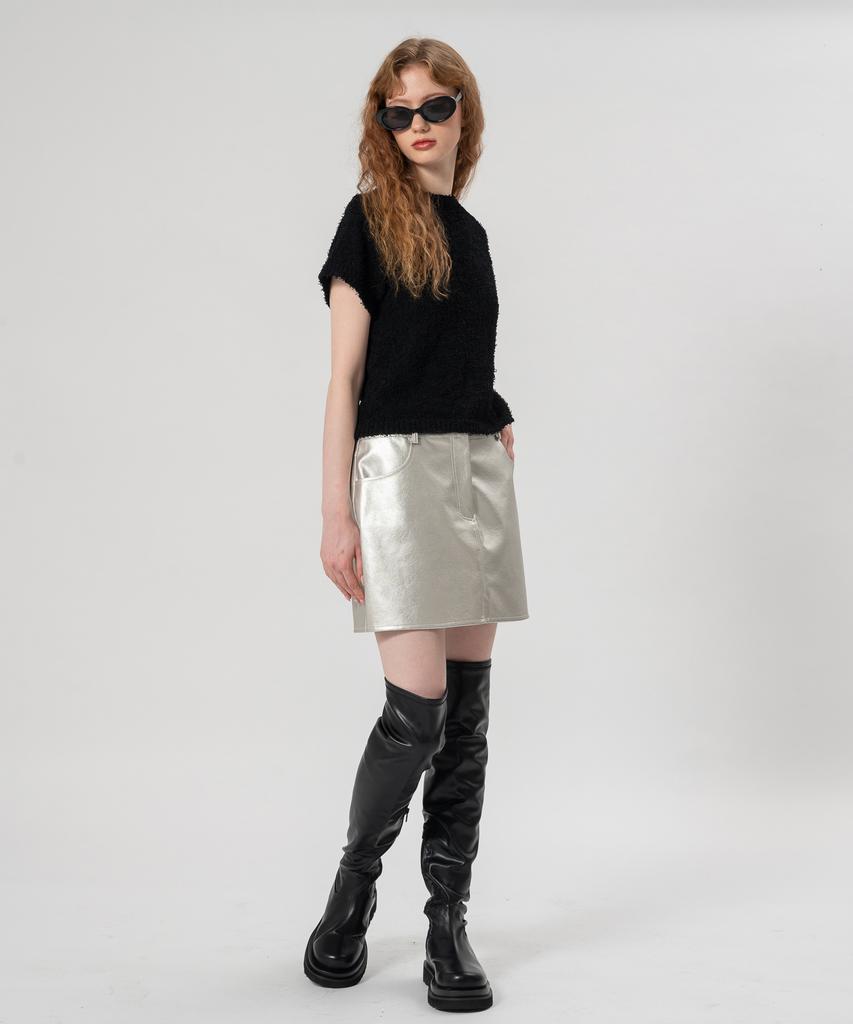 Unusual Normal Symbol Knit Top_Black