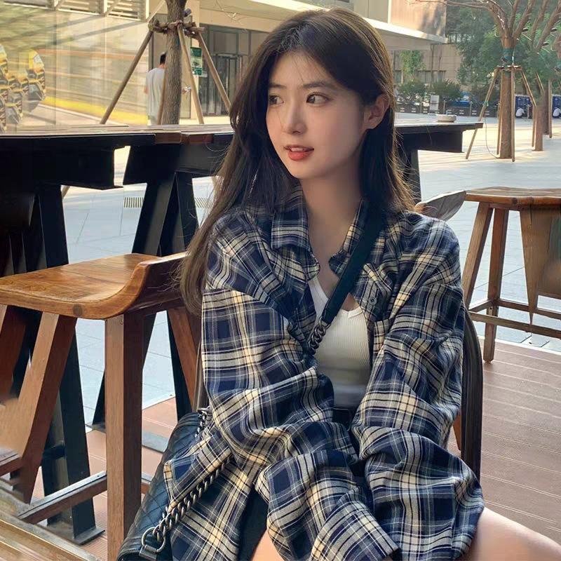 2025 New American Retro Plaid Shirt Temperament Commuting Fashion Niche Loose Versatile Shirt Long-sleeved Jacket