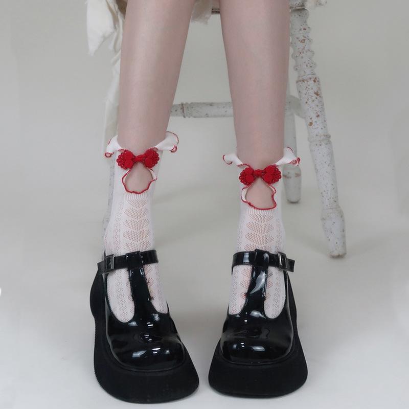 Women Spring and Summer Thin Retro Cheongsam Buckle Love Ear Lace Hollow Breathable In The Tube Pile Socks