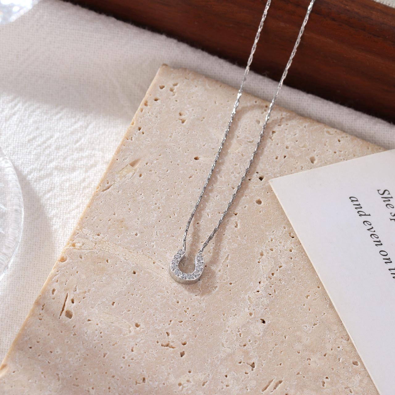 

Fashion Bling Cubic Zirconia Shaped Pendant Necklace Golden Plated Stainless Steel Trendy Classic Jewelry серебряный