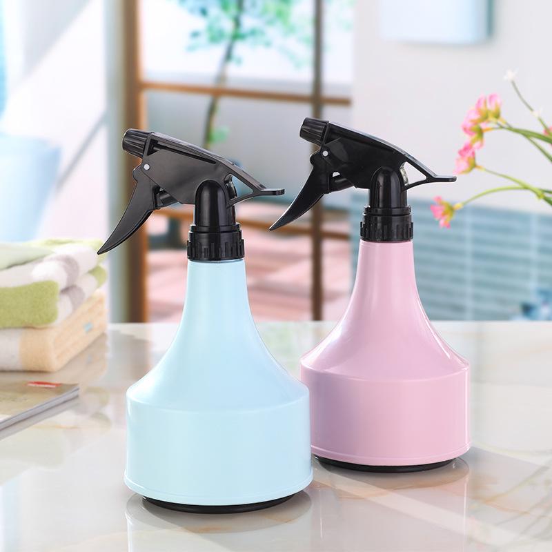 Spray bottle water can be used for gardening