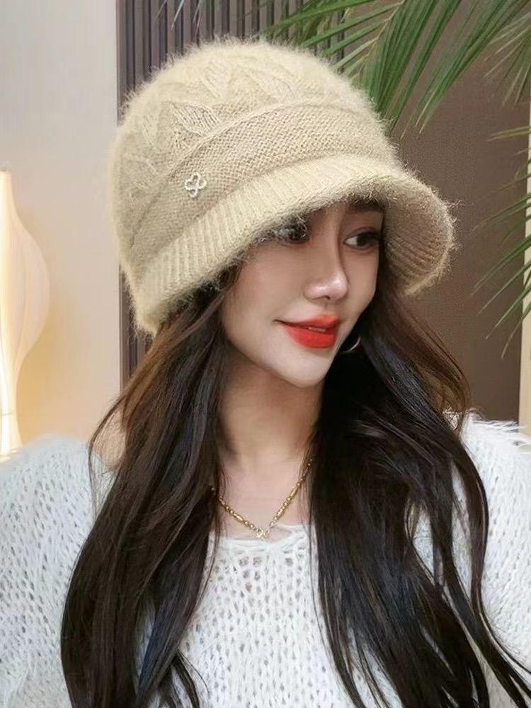 Women's New Winter Knitted Beanie with Squirrel Ear Flaps - Thickened Brim Stylish and Warm Women’s Hat