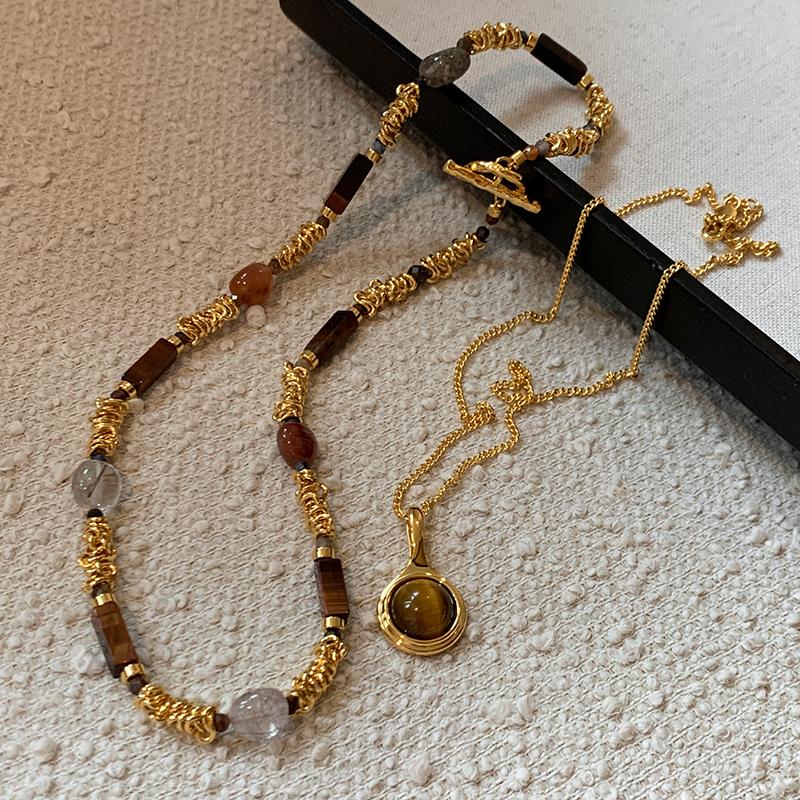 Natural Brown Stone Necklaces for Women Vintage Gold Metal Irregular Handmade Bead Choker Necklaces Jewelry Gifts