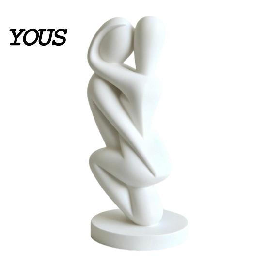 High-end Decorative Art 3D Printed Hugging Couple Sculpture, Abstract Embrace Figurine with Smooth Curves, Minimalist Statue Romantic Sculpture