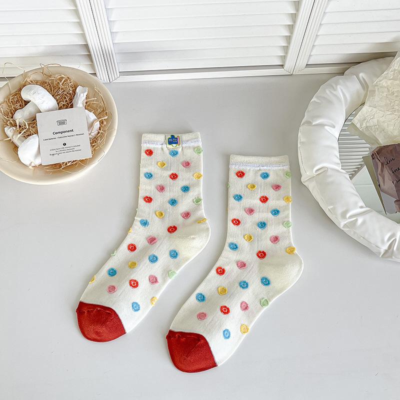 

Мультяшные носки с тканевой этикеткой для женского летнего трендового дизайна. Красочные полоски в горошек милые и забавные. Носите носки до середины икры наизнанку 1 pair