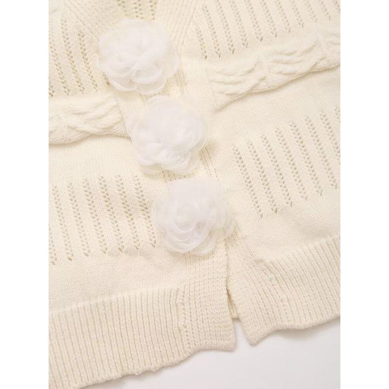 Kaslead New Arrival Women's Clothing Fashion Style Fashion Minimalist Versatile Buttons Floral Decorations Knitted Long Sleeve Cardigan