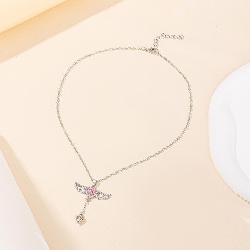 

Кулон «Любовь» из сплава Новые украшения Модное женское универсальное колье с бриллиантовым крылом Цепочка на ключицу из сплава