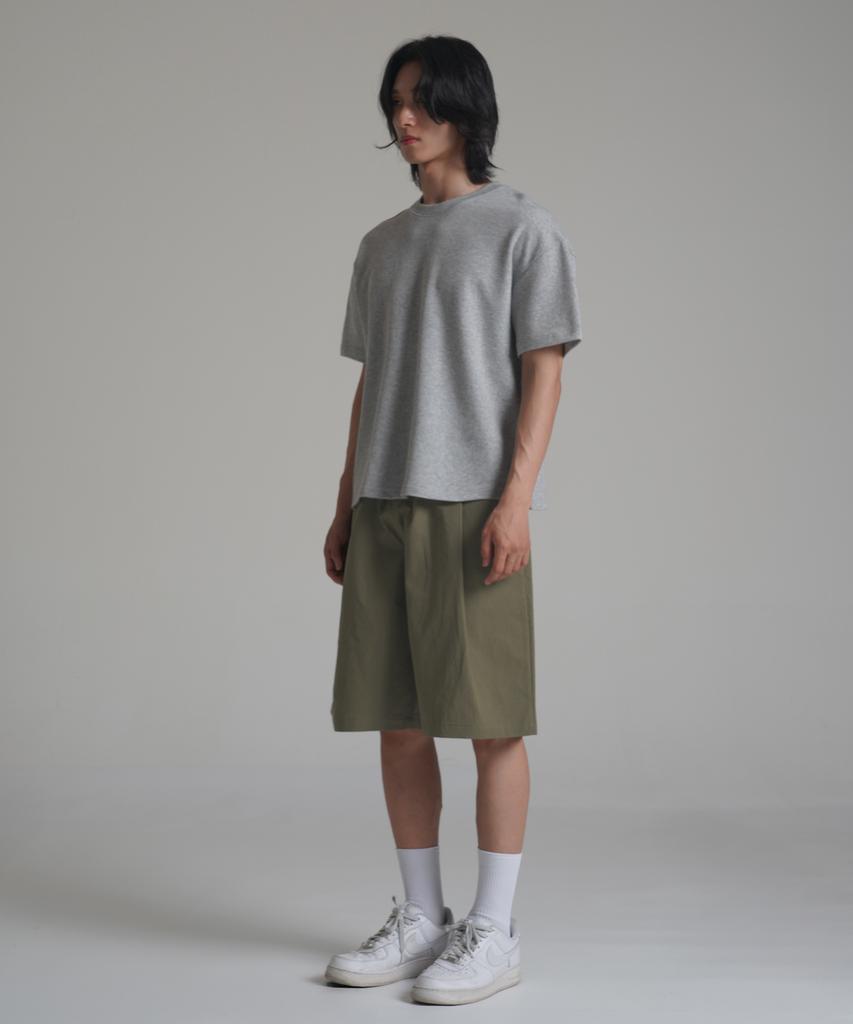 Noming Chino Single-Pleat Strap Wide Bermuda Shorts - Khaki
