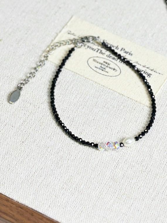 Elegant Titanium Steel Necklace with Black Spinel, Freshwater Pearls & Beads - Versatile & Simple Design