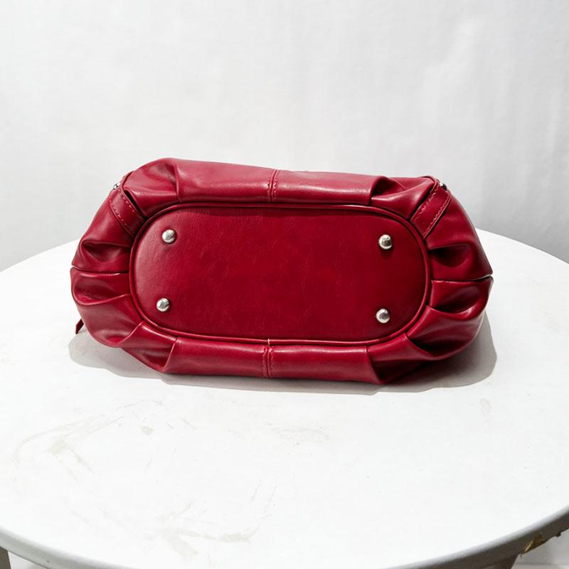 Moto & Biker rivet decoration croissant bags for luxury designer women's bags and purses new in vintage shoulder crossbody